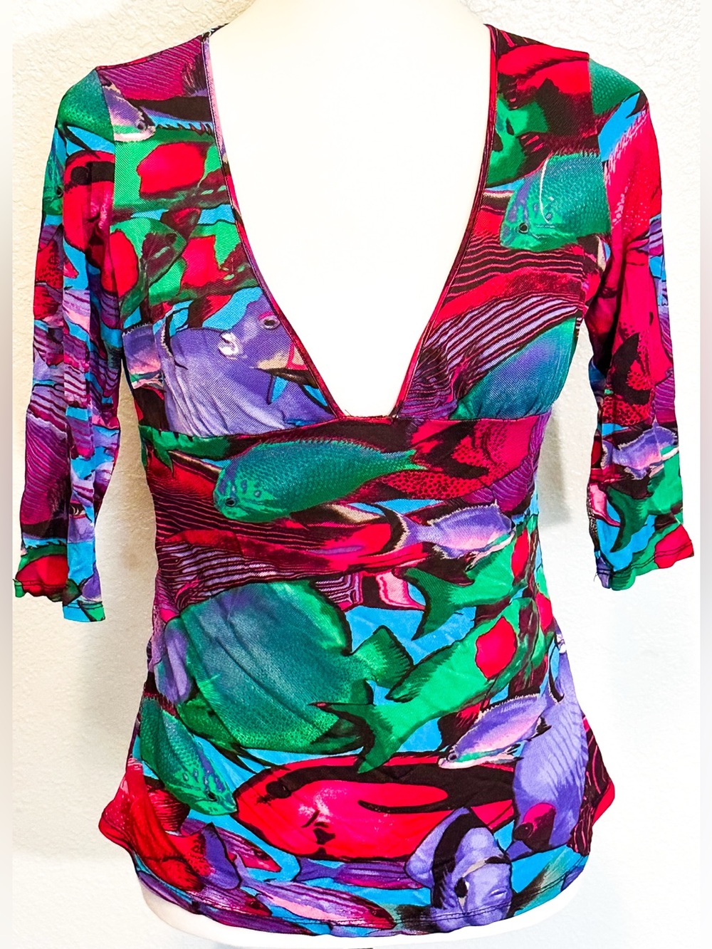 Versus by Versace Fish Print Vibrant Multi-Color Deep V-Neck Top M NO TAG